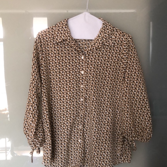 Shirt - Picture 4 of 4